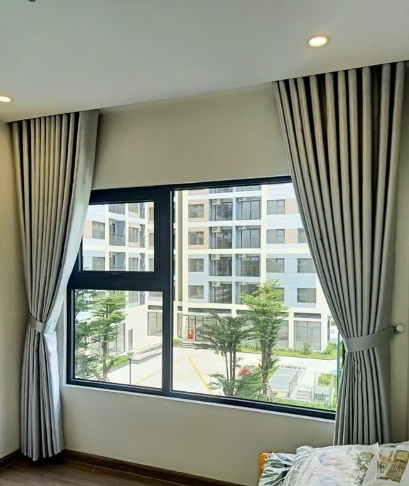 Rèm Màu Xám Bạc - Ảnh 3