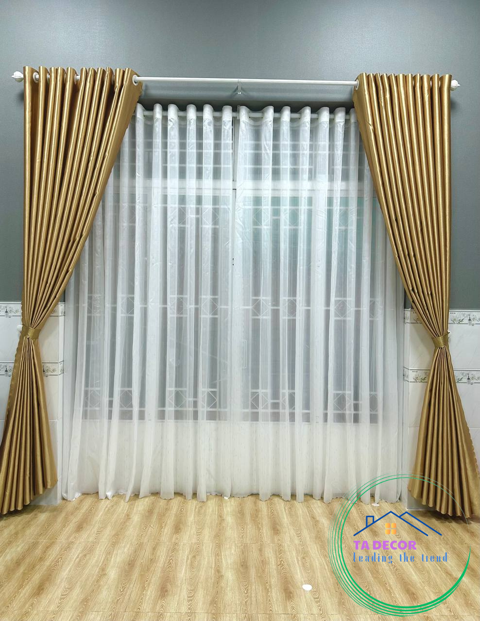 Rèm Màu Vàng Đồng